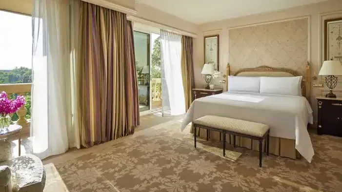 Premium Deluxe Suite, 110 m², at the Four Seasons Hotel Cairo at The First Residence