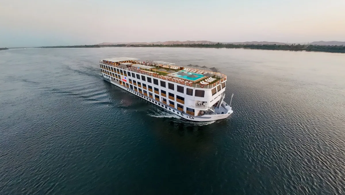 M/S City and Sea Adonis sailing on the Nile